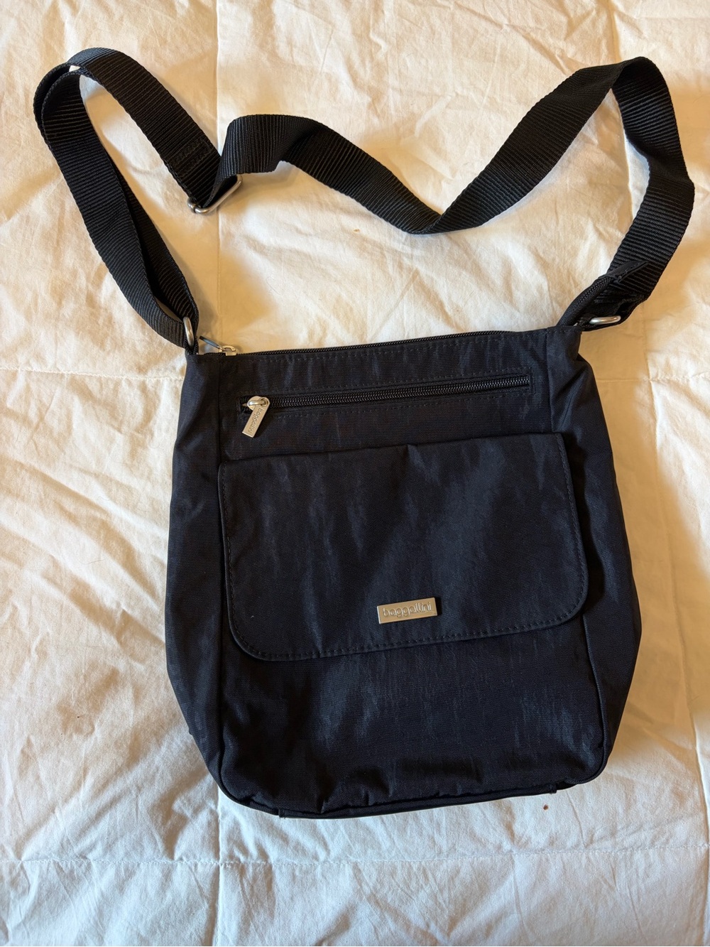 BAGGALLINI-  Pocket Town Crossbody